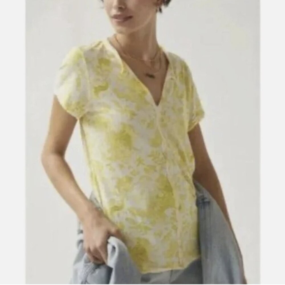 Anthropologie Pilcro White Yellow Floral Short Sleeve Spliced-Neck Tee